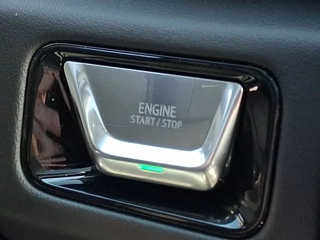 New 2026 Sterling Metallic GMC AT4 image 17