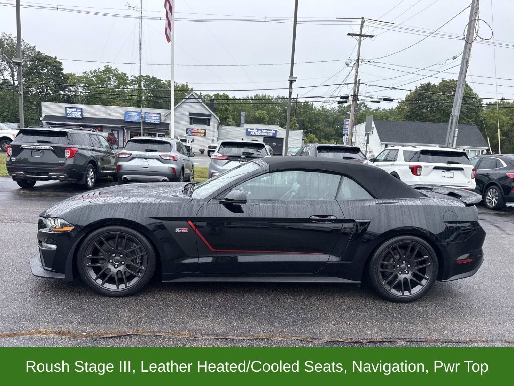 Used 2019 Black Ford GT Premium image 2