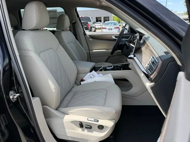 New 2026 Black Volkswagen 2.0T SEL Premium R-Line image 18