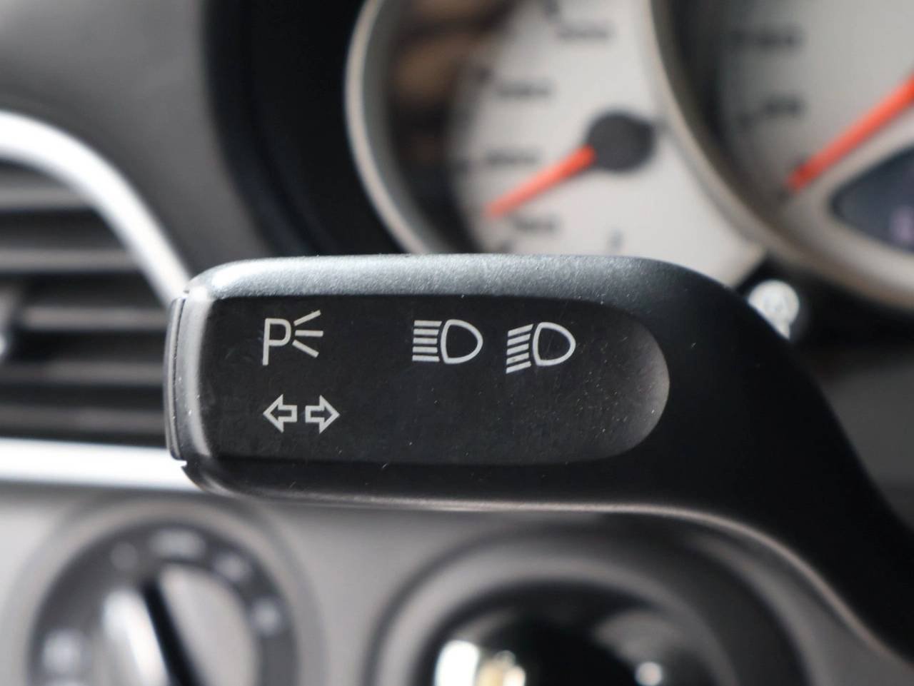 Used 2005 Seal Grey Metallic Porsche Carrera S image 28
