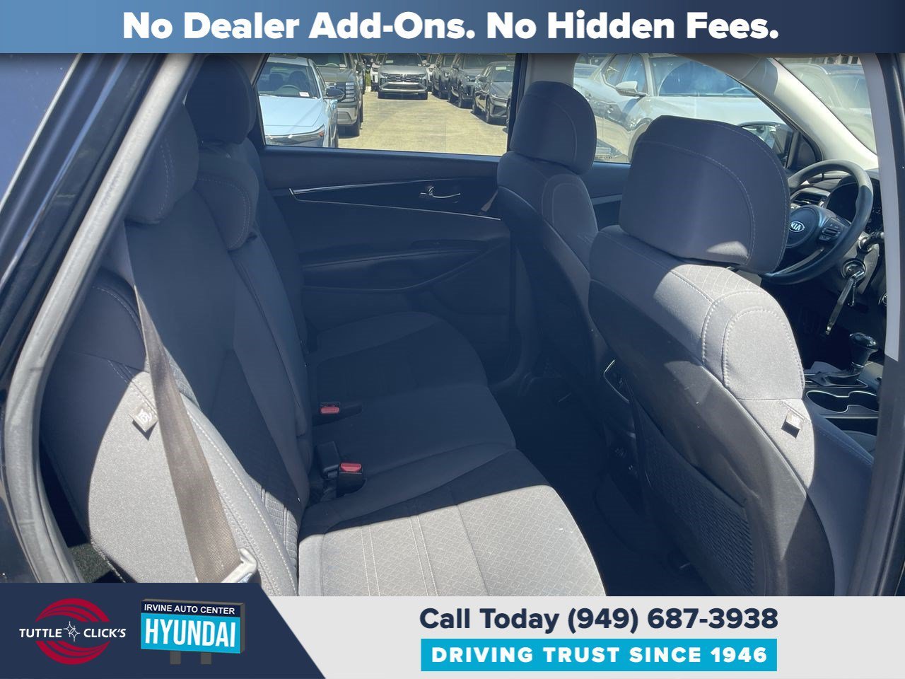 Used 2017 EBONY BLACK KIA L image 17