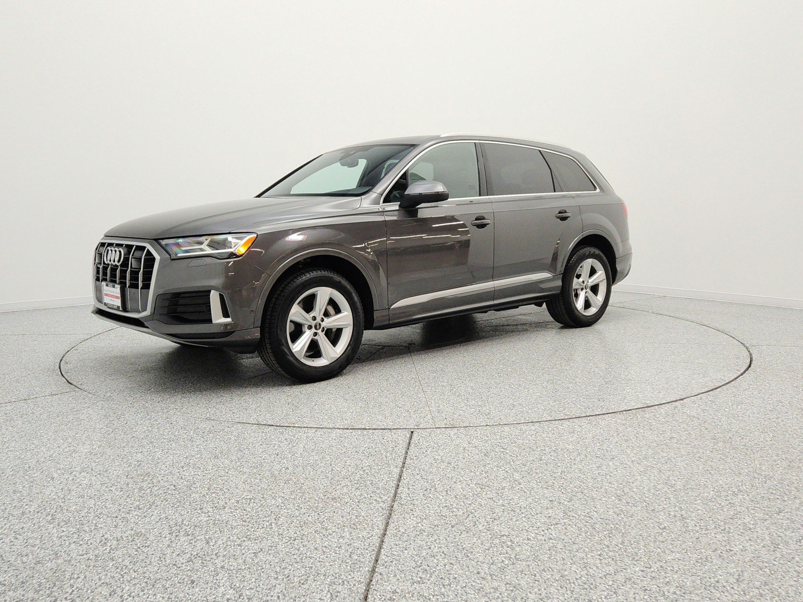 2023 Audi Q7 45 Premium quattro Tiptronic's photo