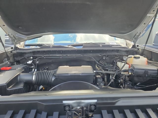 Used 2025 Sterling Gray Metallic Chevrolet Custom image 32