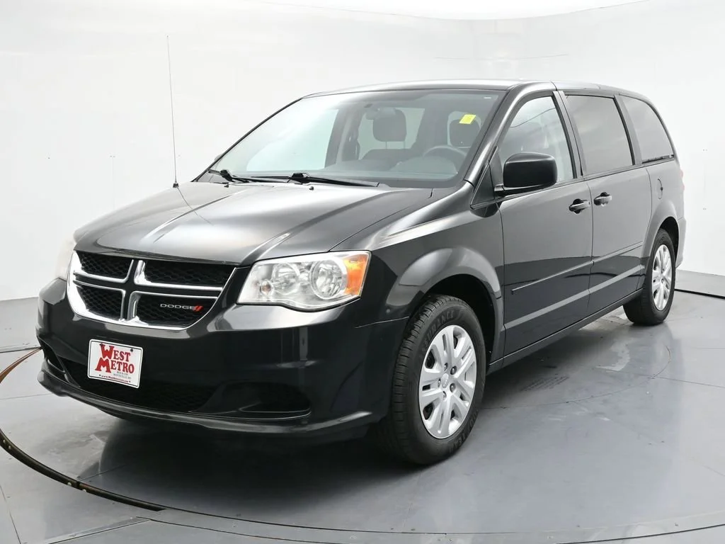Used 2014 Dodge Grand Caravan SE with VIN 2C4RDGBG5ER302007 for sale in Monticello, Minnesota