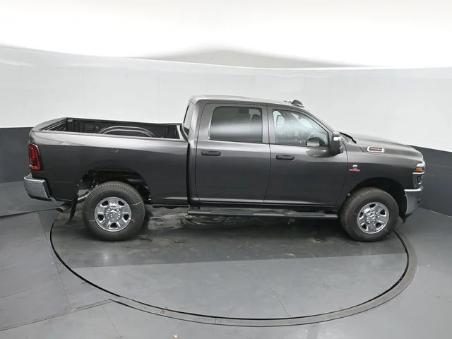 New 2026 Granite Crystal Metallic Clear-Coat Exterior Paint RAM Tradesman image 29