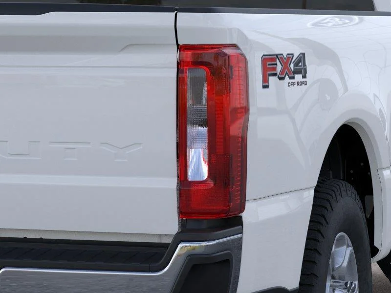 New 2026 Oxford White Ford F-250® XLT image 21