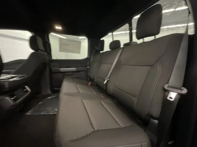 New 2026 Oxford White Ford XLT image 22