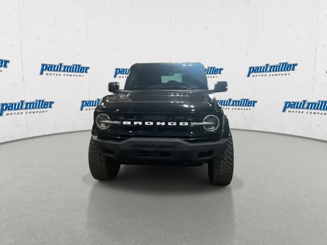 Used 2025 Black Ford Outer Banks image 6