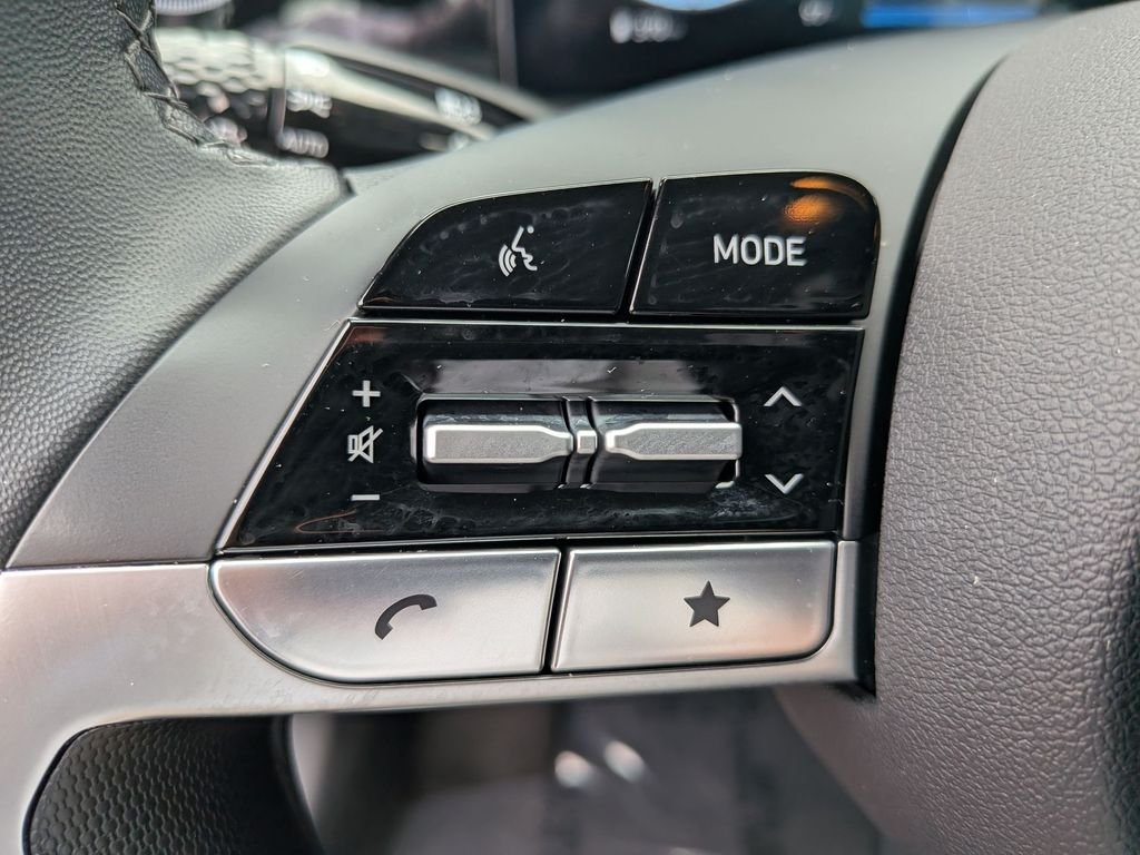 2026 Hyundai Elantra Limited - Photo 19