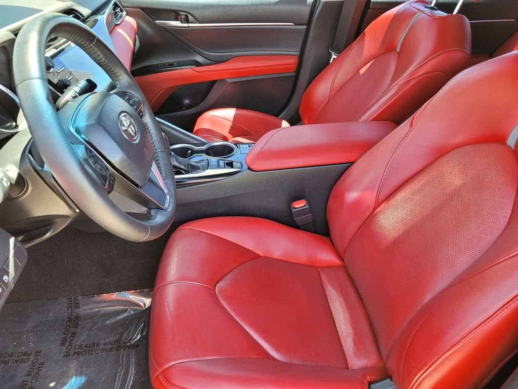 Certified Used 2018 Black Toyota XSE V6 image 16