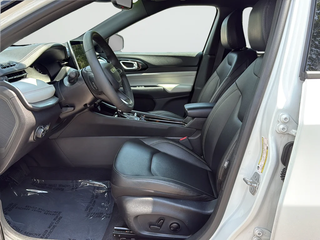 2025 Jeep Compass Limited - Photo 10