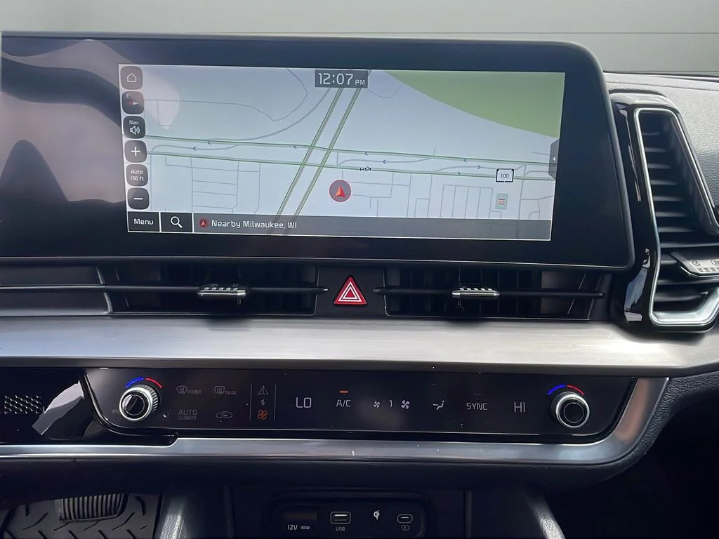 Used 2023 White Kia EX image 34