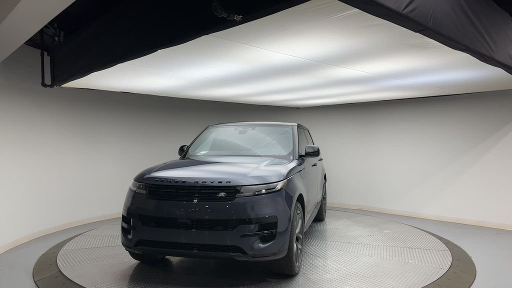 Used 2024 Varesine Blue Metallic Land Rover SE image 3