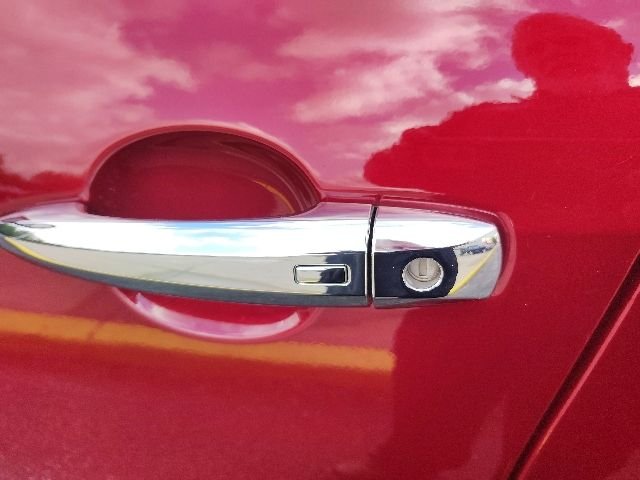 Used 2025 Red Nissan 2.5 SV image 9
