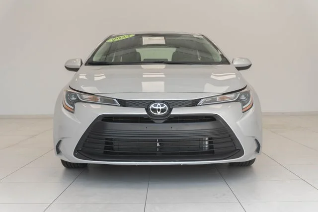 Used 2023 Silver Toyota LE image 5