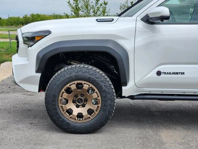 New 2026 White Toyota Trailhunter 4x4 Double Cab 5 ft. box image 5