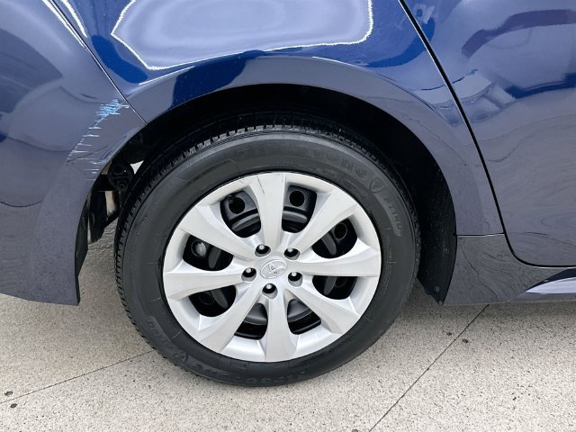 2024 Toyota Corolla LE - Photo 39
