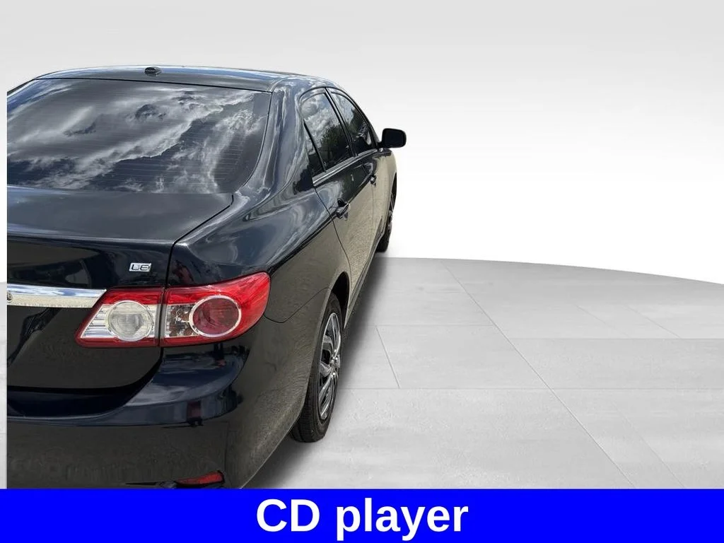 Used 2013 Black Toyota LE image 5