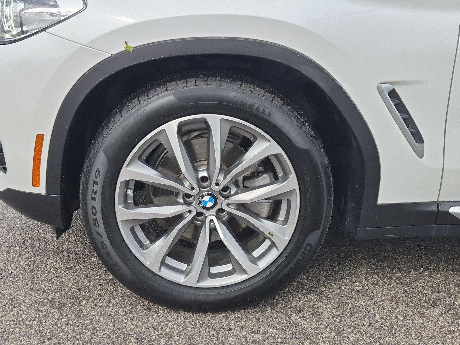 Used 2019 Mineral White Metallic BMW xDrive30i image 10