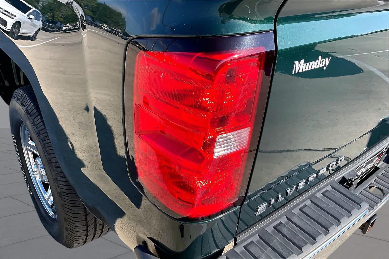 Used 2015 Rainforest Green Metallic Chevrolet LS image 26