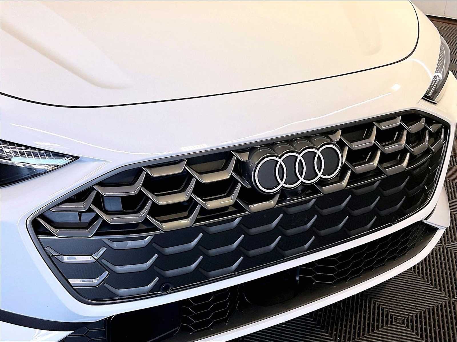 Used 2025 Arkona White Audi Premium Plus image 34