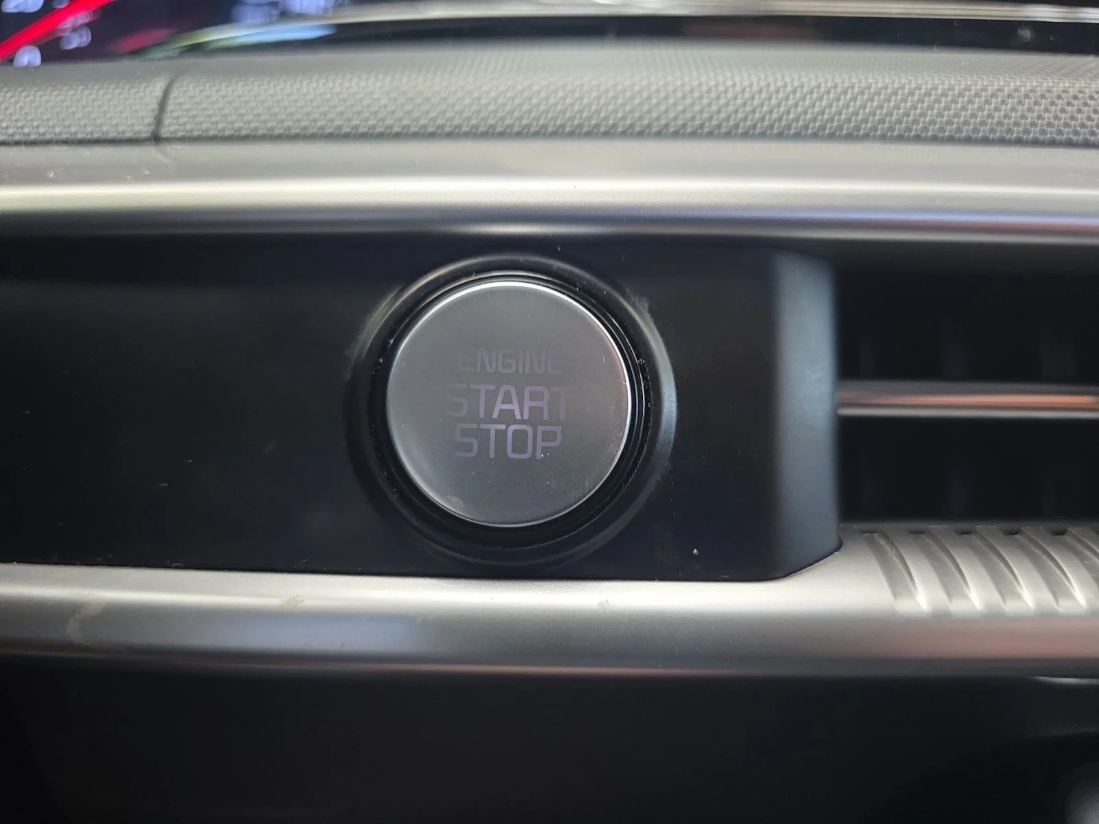 Used 2022 Wolf Gray Kia GT-Line image 16