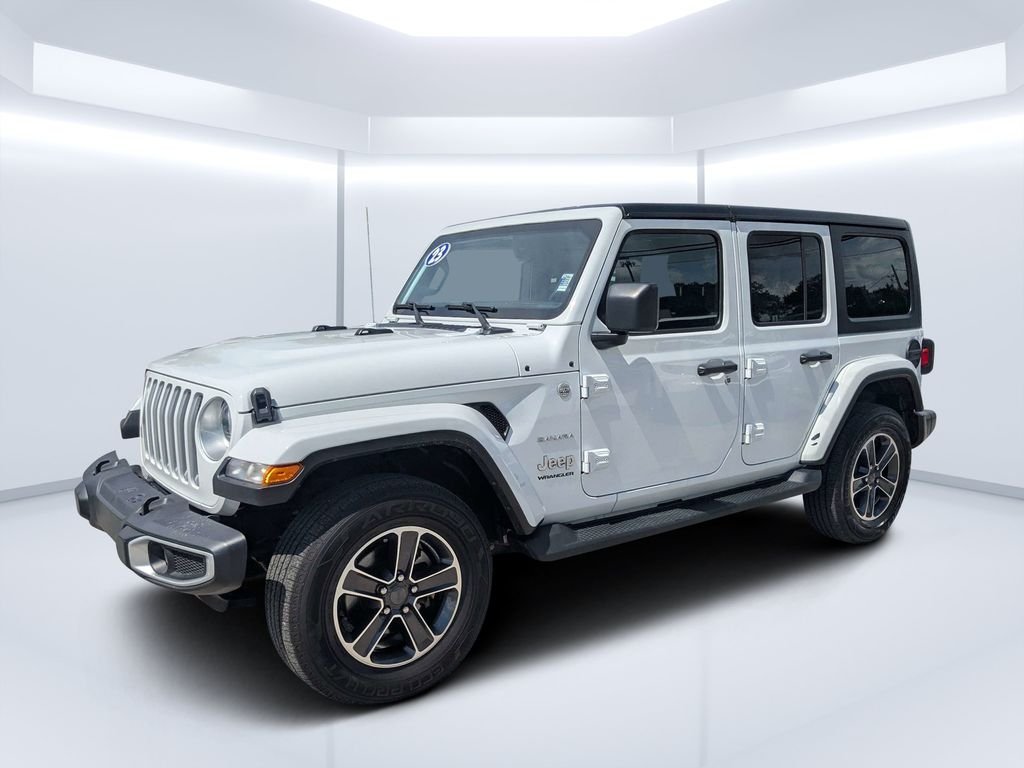 Used 2023 White/off-white Jeep Sahara image 7