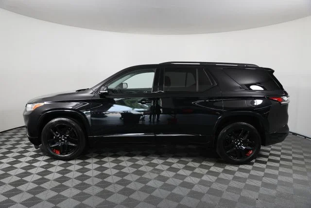 Used 2019 Black Chevrolet Premier image 18