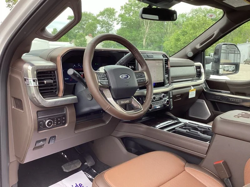 New 2026 Star White Metallic Tri-Coat Ford F-350® King Ranch® image 19