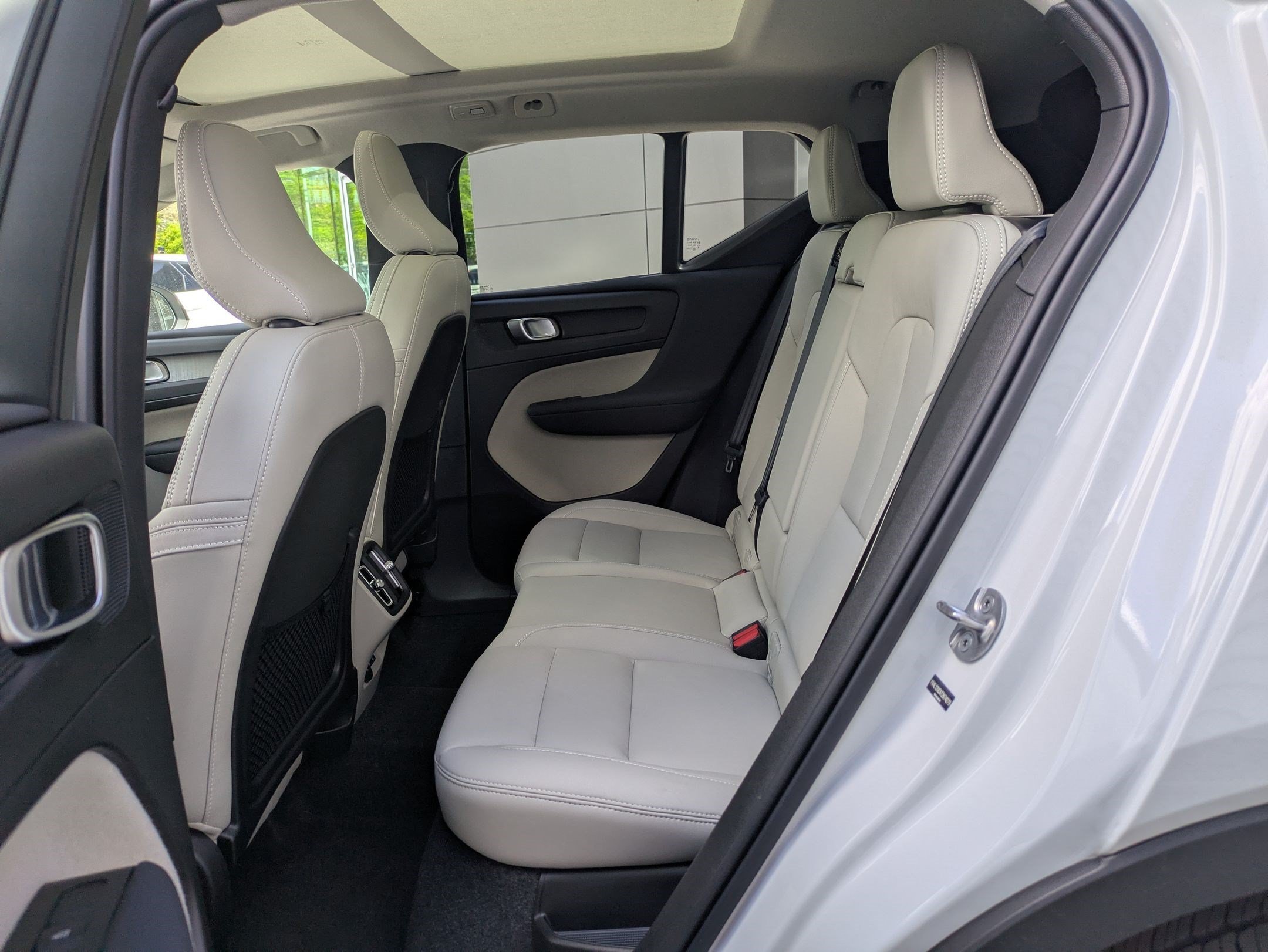 New 2026 Crystal White Volvo Plus image 15