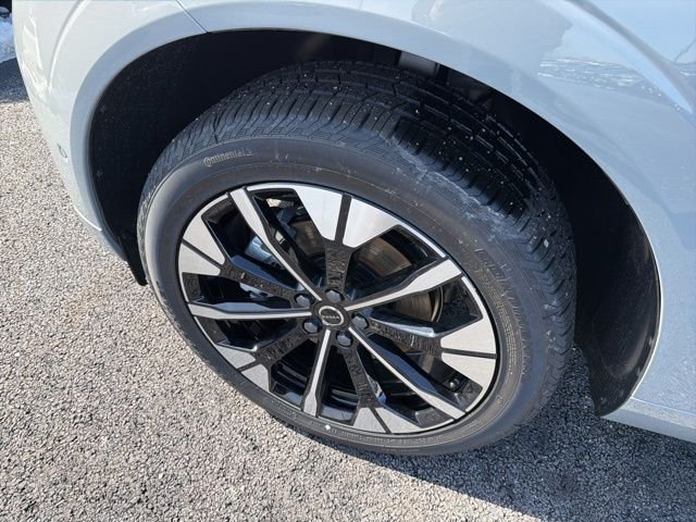 New 2026 Vapour Grey Volvo Plus image 6