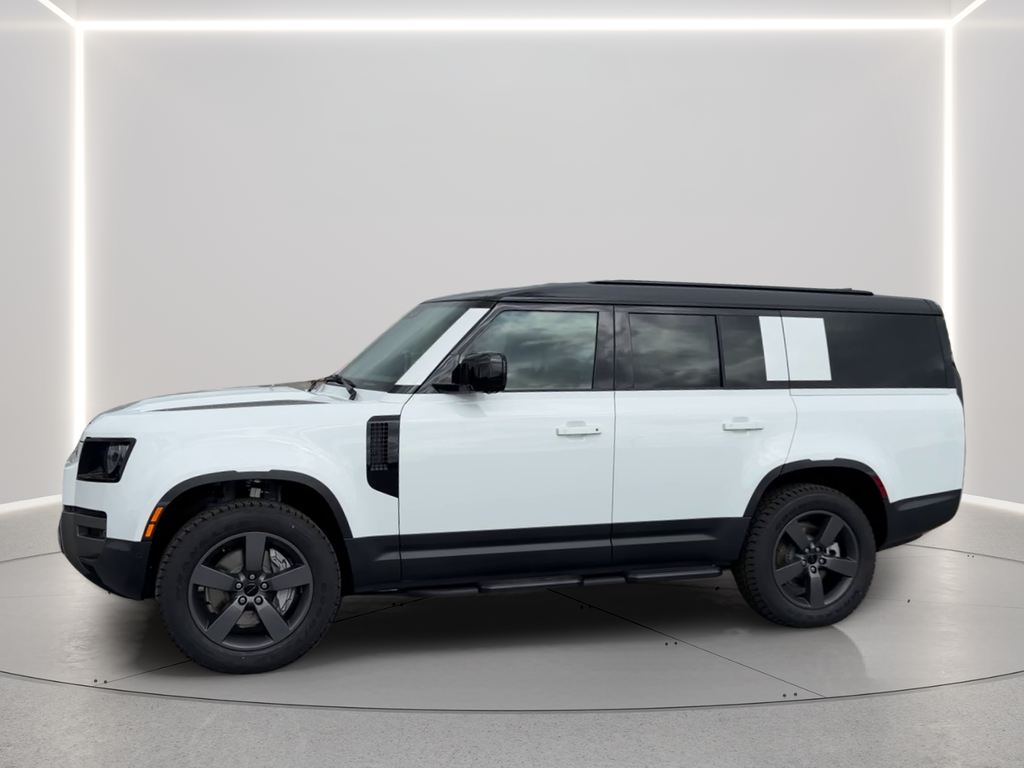 New 2026 Fuji White Land Rover S image 8