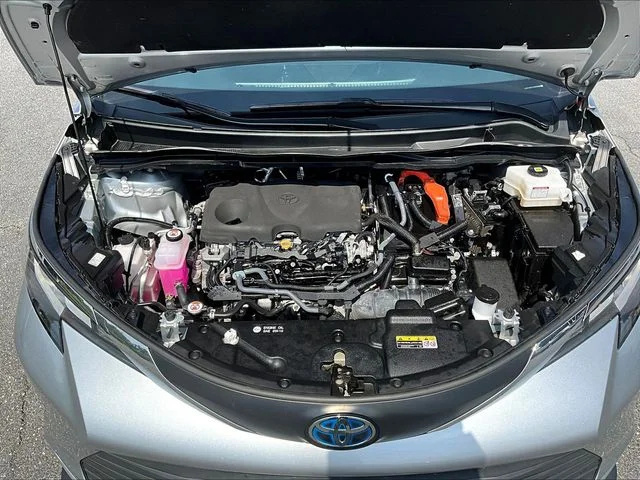 Used 2023 Silver Toyota XLE image 33
