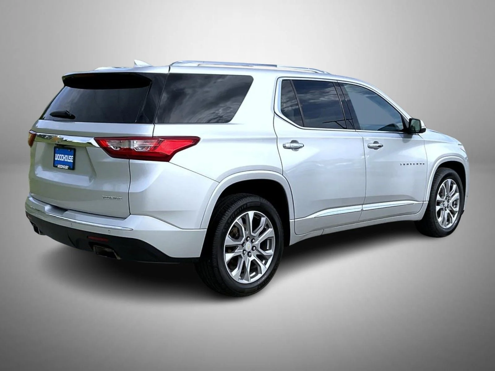 Used 2021 Silver Chevrolet Premier image 5