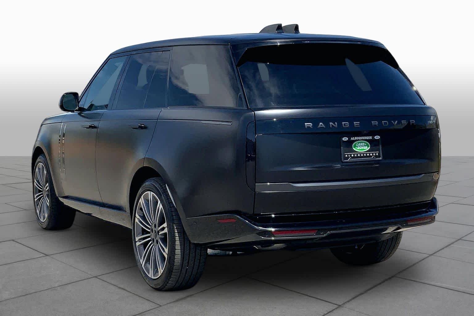 New 2026 Obsidian Black Satin Land Rover SE image 12