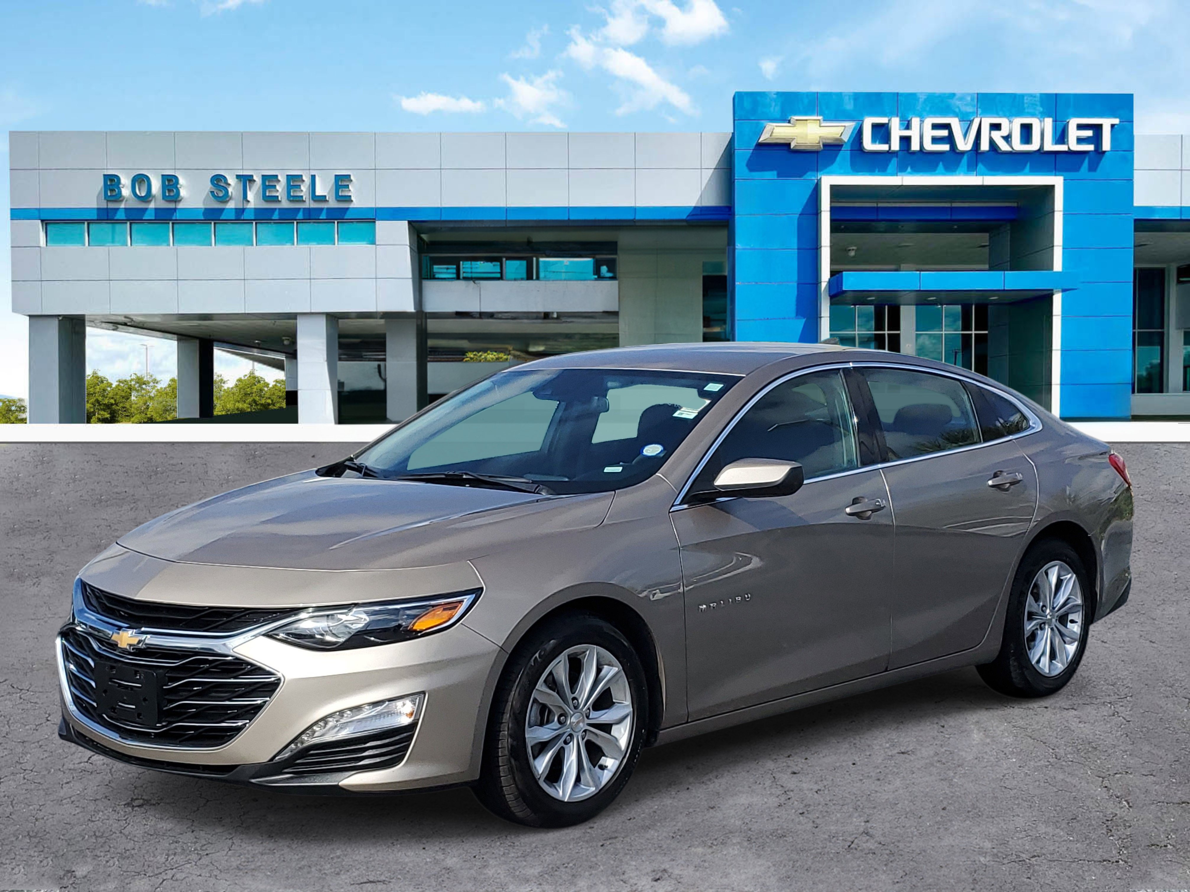 Certified Used 2023 Mineral Gray Metallic Chevrolet LT image 3