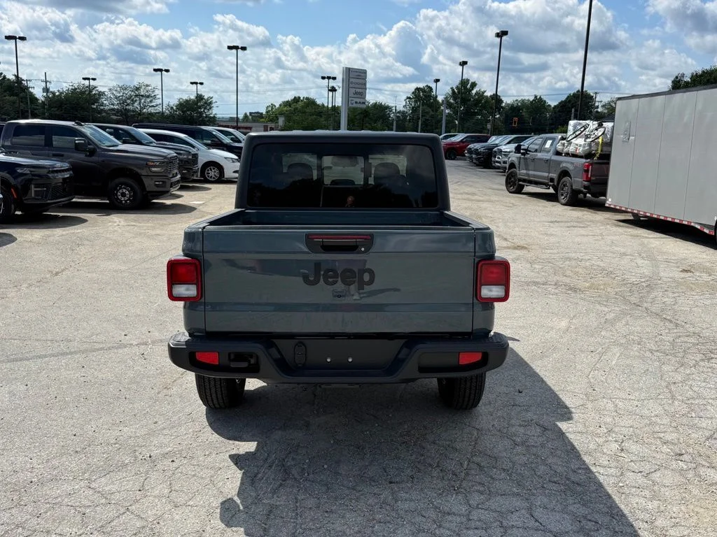 New 2026 Anvil Clear-Coat Exterior Paint Jeep Sport S image 7