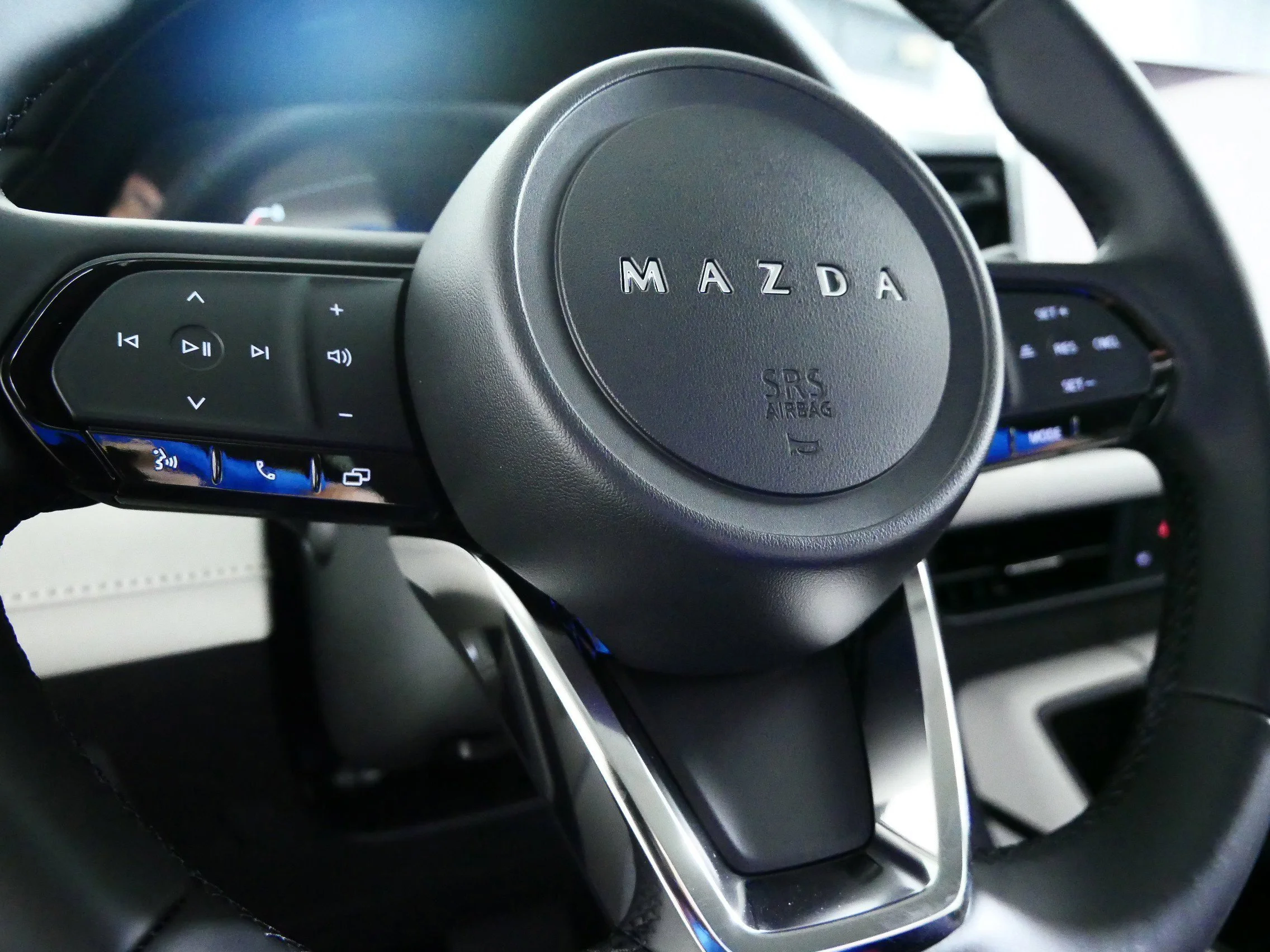 New 2026 Machine Gray Metallic Mazda 2.5 S Select image 8