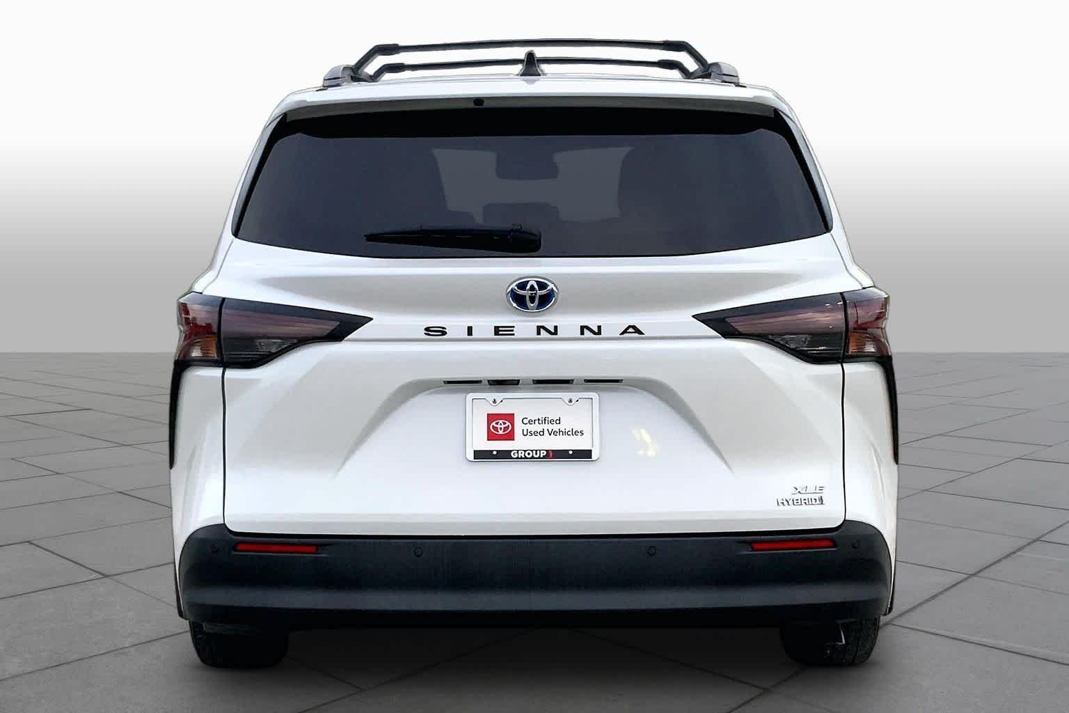 Used 2024 Wind Chill Pearl Toyota XLE image 5
