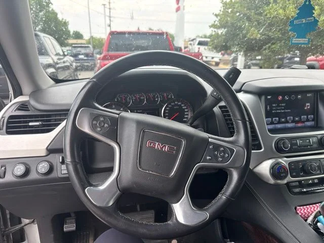 Used 2016 Silver GMC SLE image 5