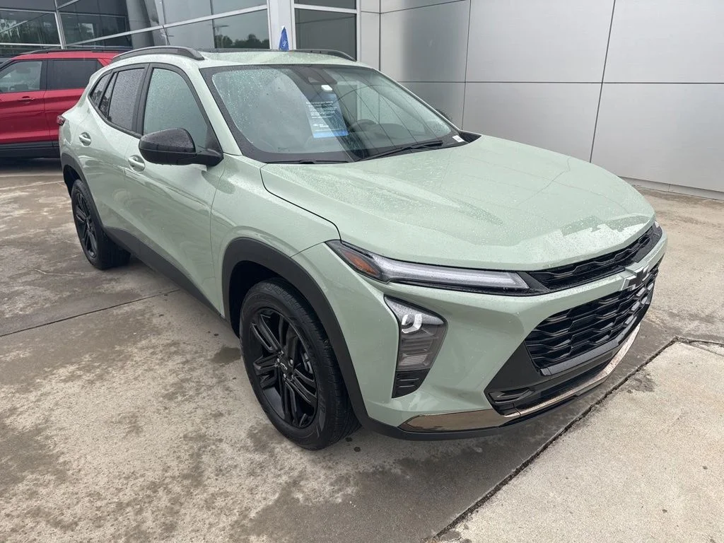 2025 Chevrolet Trax Activ's photo