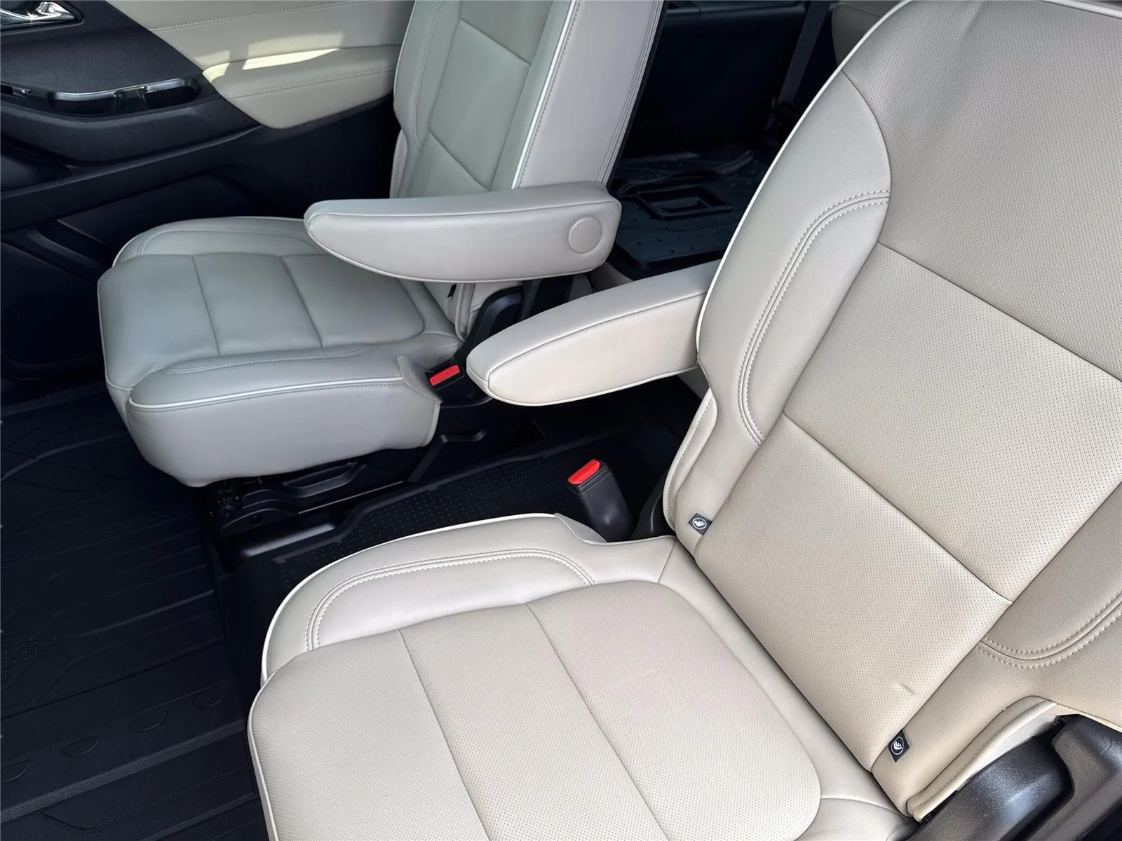 Used 2023 Radiant Red Tintcoat Chevrolet Premier image 31