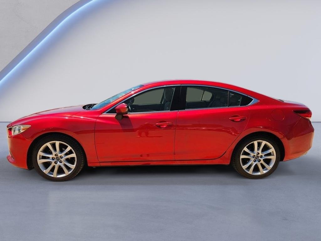 Used 2016 RED Mazda i Touring image 5