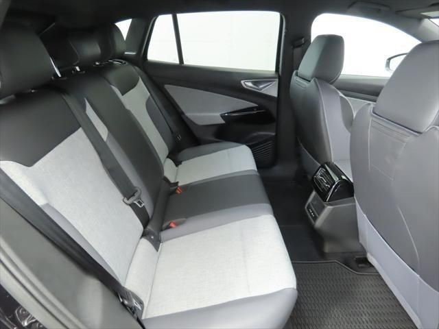 New 2026 Deep Black Pearl Volkswagen Pro image 20