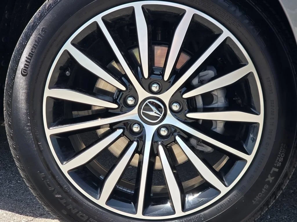 Used 2025 Liquid Carbon Metallic Acura w/Advance Package image 25