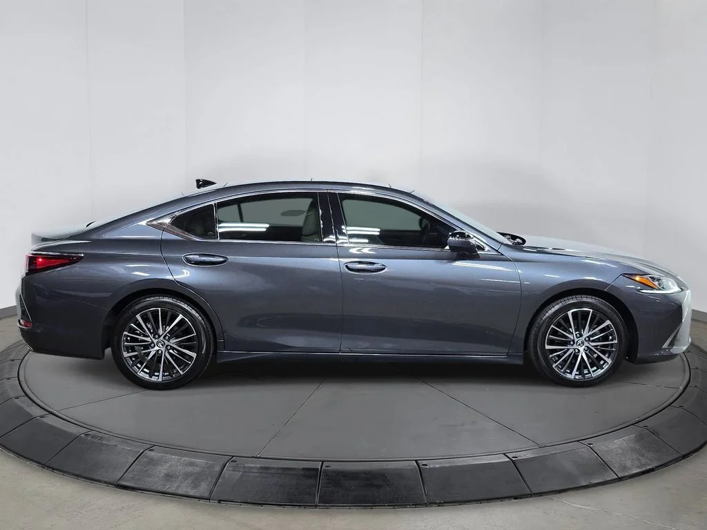 Used 2025 Gray Lexus 350 image 8