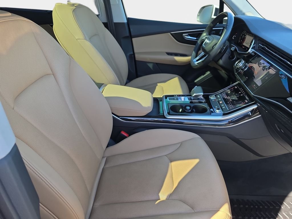 Used 2021 White Audi 55 Premium Plus image 12