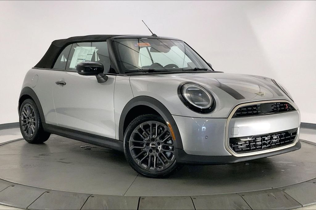 2026 MINI Convertible Cooper S Signature's photo