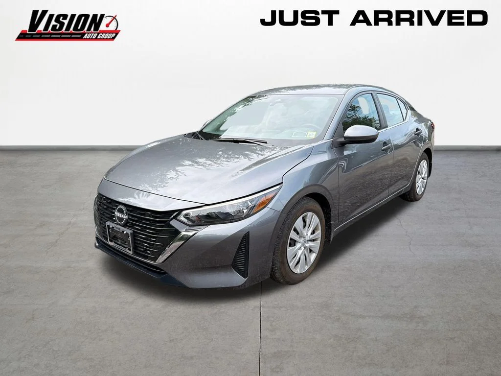Used 2025 Gray Nissan S image 1