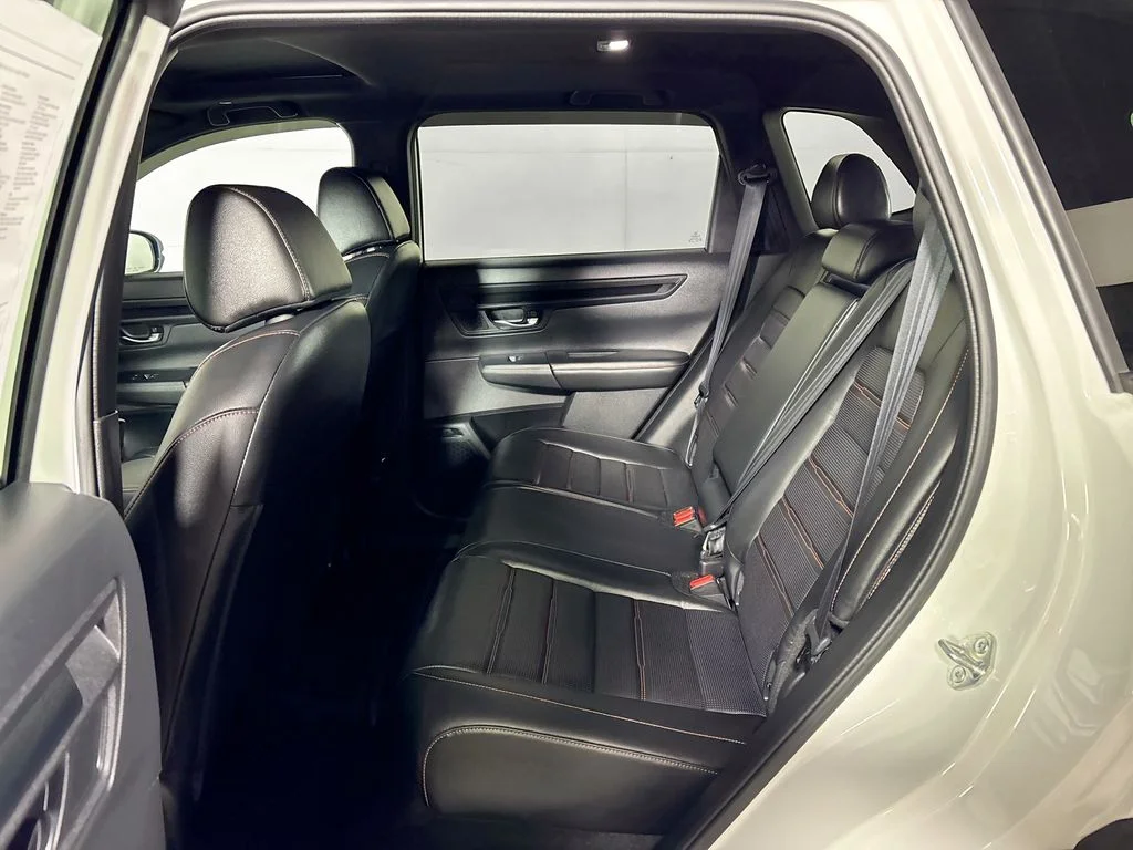 Used 2025 Platinum White Pearl Honda Sport-L image 20
